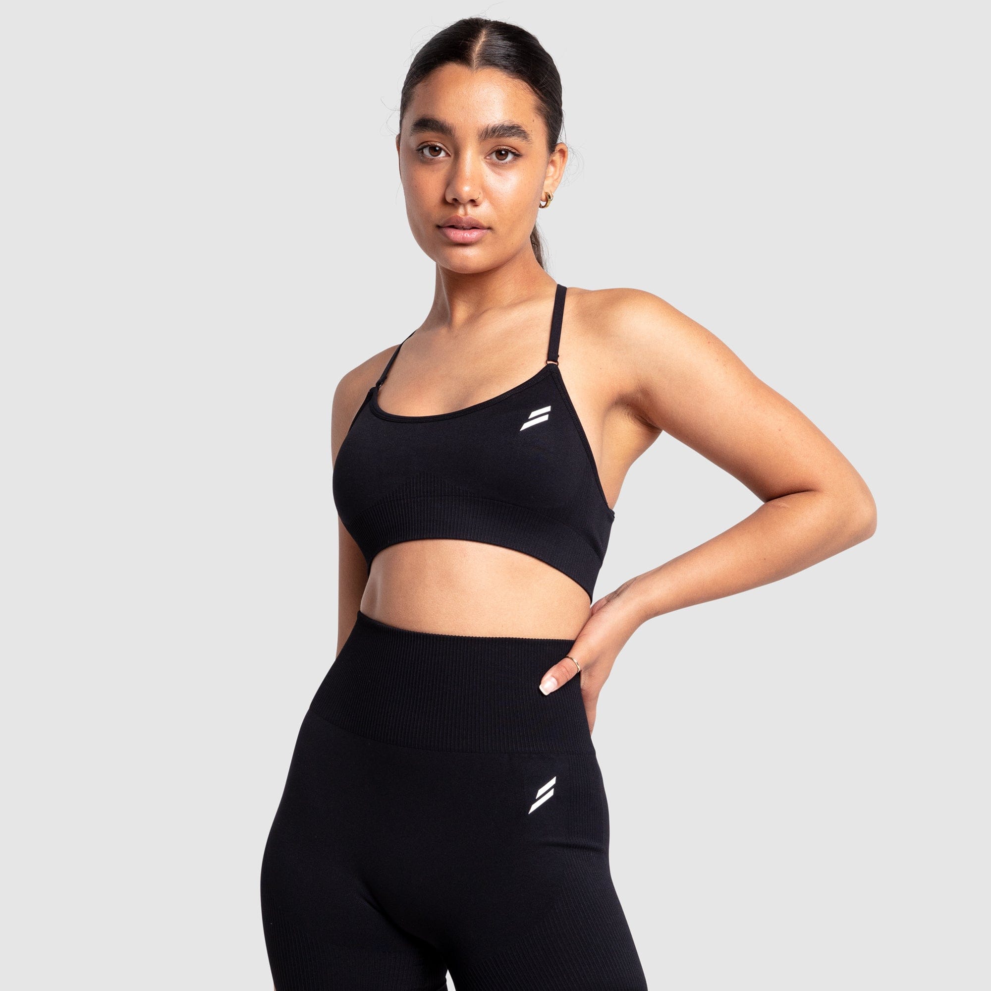 Impact Solid Crop - Jet Black